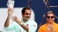 Federer brilha, bate lesionado Isner e se sagra campeão em Miami
