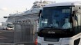 Passageiros em cruzeiro no Japão começam a sair da quarentena contra coronavírus