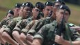 Bastidores: Comandantes militares agem para acalmar tropa após demissão da cúpula