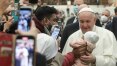 Papa lamenta que animais de estimação substituam os filhos