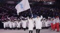 Atletas das Coreias do Norte e do Sul desfilam juntos na abertura da Olimpíada de Inverno