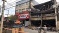 Incêndio atinge prédio na região de comércio popular do Brás