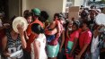 Imigrantes venezuelanos disputam até restos de comida em Roraima