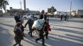 Regime sírio cerca Alepo e 20 mil fogem para a fronteira turca