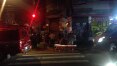 Motorista em alta velocidade atropela três em bar de Pinheiros