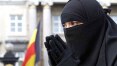 Corte da UE mantém proibição do porte de véu islâmico integral na Bélgica