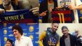 Neymar visita brasileiros e troca camisa com Curry