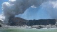 Vulcão entra em erupção na Nova Zelândia e mata ao menos 5