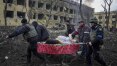 Bombardeio russo na Ucrânia atinge hospital pediátrico e deixa ao menos 17 feridos