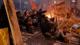 Protestos violentos em Barcelona deixam 128 presos e 207 feridos