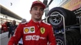 Leclerc celebra feito com a Ferrari, mas se diz preocupado com largada em Sochi