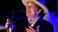 Grunhidos peculiares de Bob Dylan revisitam clássicos de Frank Sinatra