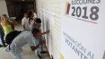 Colombianos vão às urnas para segundo turno de eleição presidencial polarizada