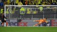 Nos pênaltis, Villarreal bate Manchester United na Liga Europa e fatura 1º título da história