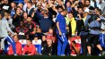 Auxiliar do Chelsea é multado por comemoração excessiva de gol diante de Mourinho