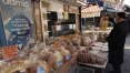 Filas longas e padarias falindo: crise do pão retrata colapso econômico da Turquia