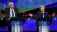 Pressionada, Hillary reage a crítica de rival