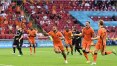 Holanda é mais eficiente, vence a Áustria e se garante nas oitavas da Eurocopa
