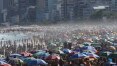 Praias do Rio ficam cheias neste domingo mesmo com proibição por causa da covid-19