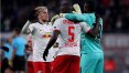 RB Leipzig arranca empate no fim para se classificar; Ajax vence e lidera