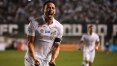 Santos diz que 'nunca cogitou' possível saída de Ricardo Oliveira