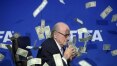 Blatter e Platini têm processo aberto na Suíça por fraude de R$ 11 milhões na Fifa