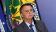 Bolsonaro é aconselhado a prorrogar auxílio emergencial; Economia diz que não aceita