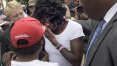 Promotoria retira acusações contra policiais pela morte de jovem negro nos EUA