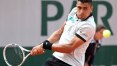 Monteiro oscila no fim e é eliminado em Roland Garros; Del Potro e Fognini vencem