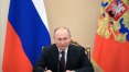 Em ato encenado, Putin apoia lei que libera nova reeleição