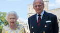 Rainha Elizabeth e príncipe Philip são vacinados contra a covid-19