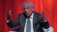 Mario Vargas Llosa fala sobre literatura em presídio na Espanha