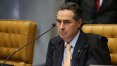 Bolsonaro acusa Barroso de 'militância política' por CPI da Covid e cobra impeachment de ministros