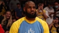 NBA: Sem LeBron James, Lakers perdem para o Phoenix Suns e ficam fora dos playoffs
