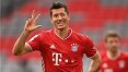 Lewandowski brilha com três gols e comanda goleada do Bayern de Munique no Alemão