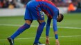 Suspenso dos 2 próximos jogos, Neymar desfalca treino por 'sobrecarga' muscular