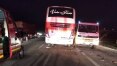Colisão de ônibus com 'treminhão' deixa 3 mortos e 32 feridos na Castelo Branco