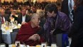 Em evento religioso, Obama chama dalai-lama de 'bom amigo'
