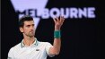 Djokovic vence na Justiça australiana, mas ainda pode ser deportado
