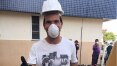 Goleiro de time gaúcho vira voluntário em obra de hospital para vítimas da pandemia