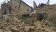 Paquistão começa a levar ajuda para regiões mais atingidas por terremoto