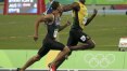 Bolt brinca com canadense e vai à final dos 200m com melhor tempo