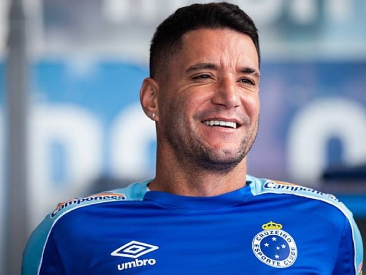 Thiago Neves recebe convite para jogar em clube nordestino: o Íbis -  Futebol - Fera
