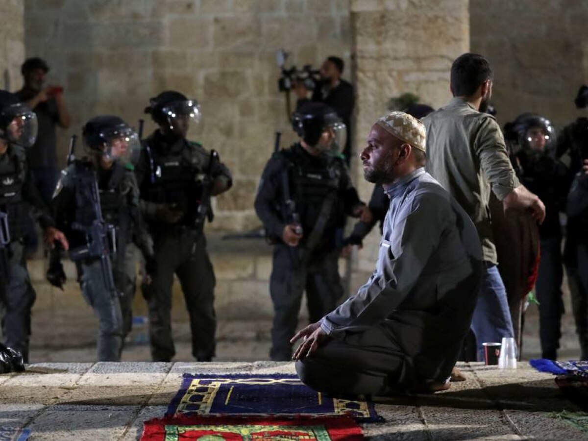 Confrontos entre polícia israelense e palestinos em Jerusalém Oriental deixam  184 feridos - Internacional - Estadão