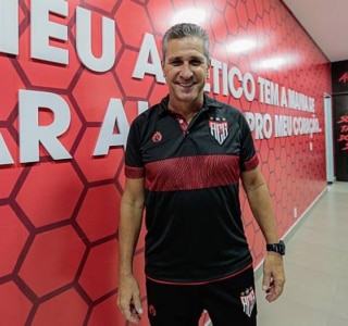 Jorginho pede demissão do Atlético Goianiense em semana decisiva da Copa  Sul-Americana - Esportes - Estadão