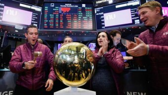 Grávida do terceiro filho, Cristina Junqueira esteve em Nova York na abertura de capital do Nubank Foto: Brendan McDermid/Reuters