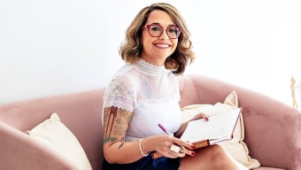 A escritora e professora Dia Nobre, premiada pela Capes: "Já conheci professores que só aceitavam orientar homens porque achavam que as meninas não iam acompanhar o ritmo". Foto: Stella Paiva