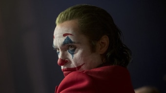 Cena do filme 'Coringa', estrelado por Joaquin Phoenix, que ganhará continuação. Foto: Niko Tavernise/Warner Bros.