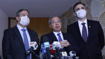 Lira, Guedes e Pacheco discutiram a tramitação da PEC do orçamento de guerra em almoço ontem. Foto: Luis Macedo/Agência Câmara