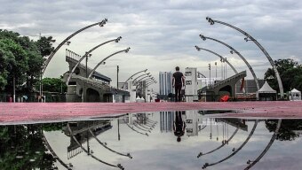 Sambódromo silenciado: um lugar com história do Brasil contada, tipos humanos representados, folclore revisitado e problemas sociais amplificados Foto: Werther Santana/ Estadão